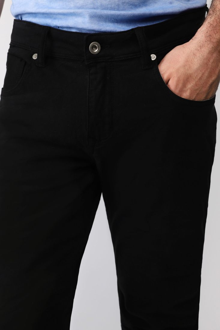 Jeans straight con vita regolare e cinque tasche