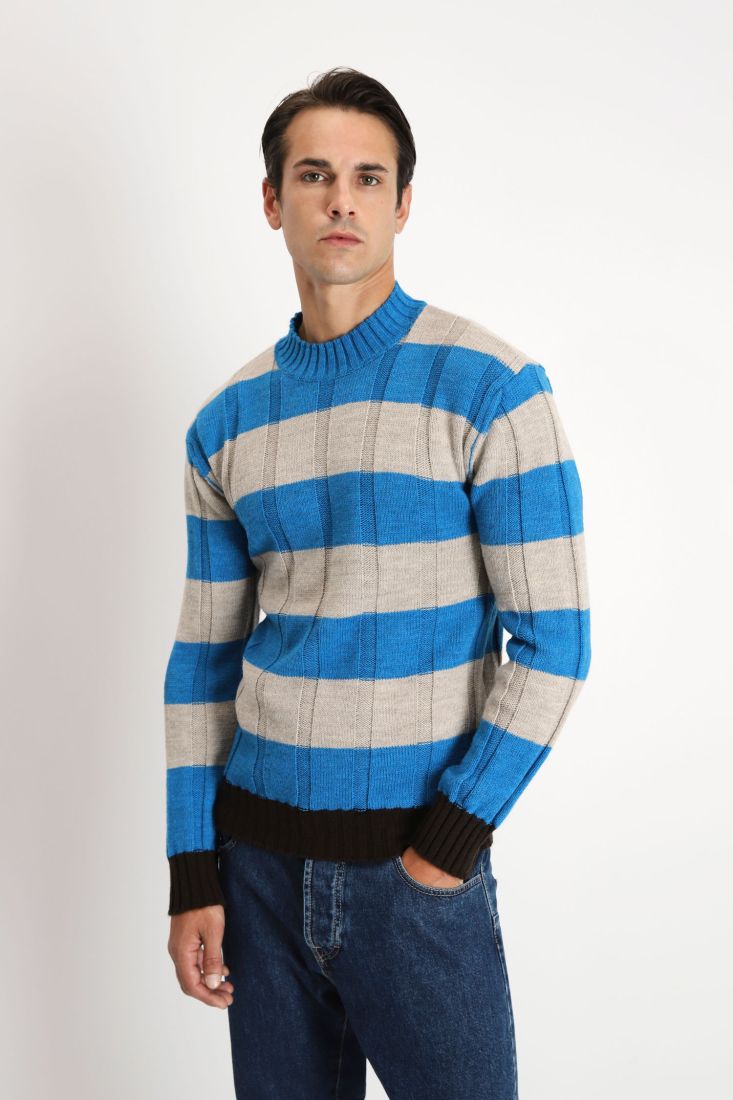 Maglione girocollo a rughe con lavorazione a coste